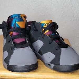 Jordan Black and Gray Retro Basketball Sneakers